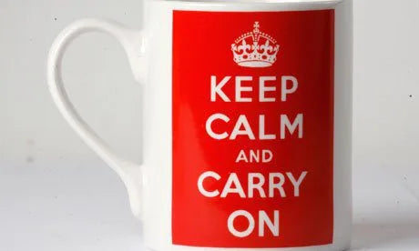 0003915_keep-calm-and-carry-on-mugs