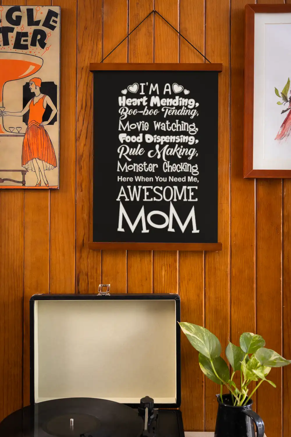 Amazing Awesome Mom Scroll