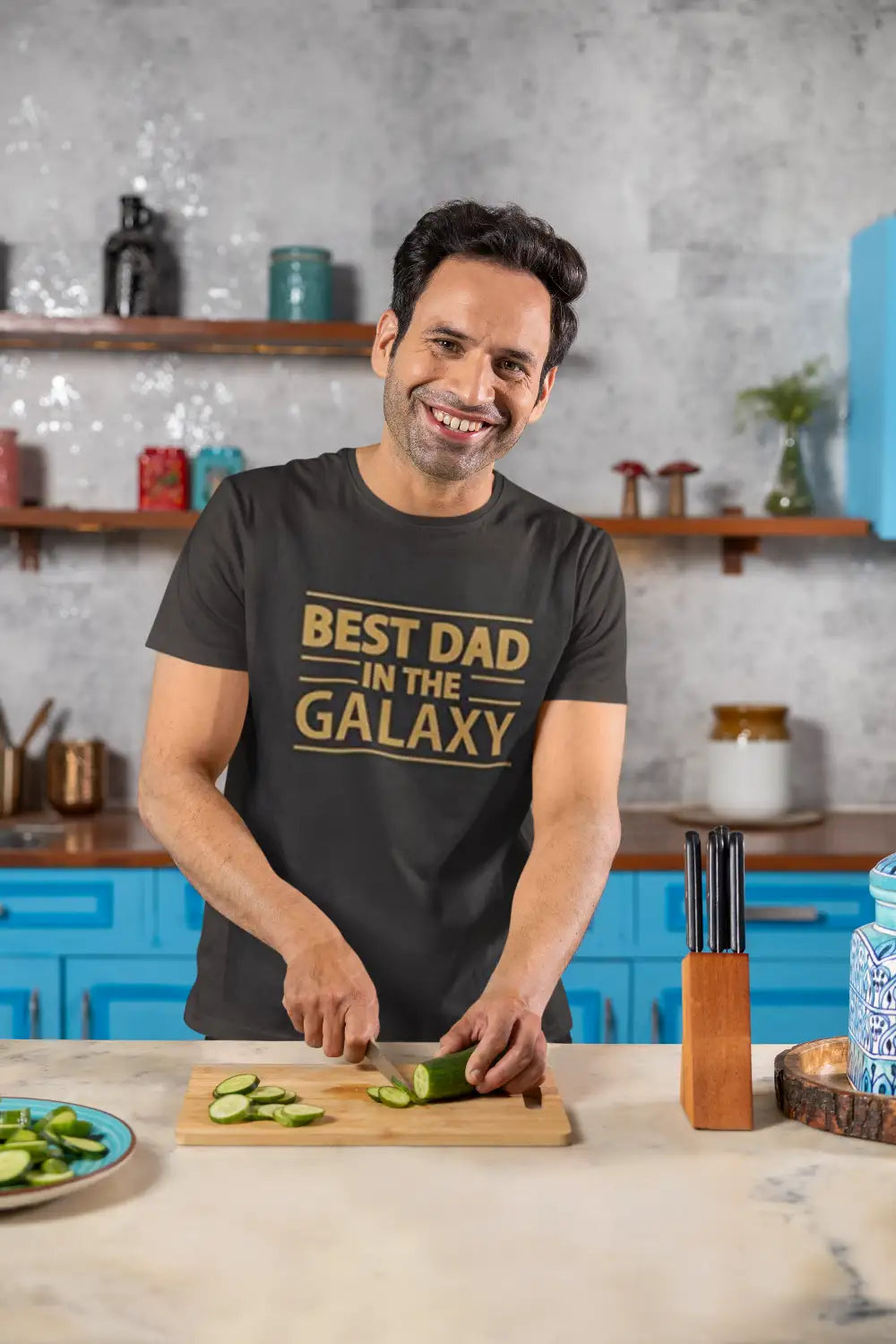 Best Dad in The Galaxy T-Shirt (4)