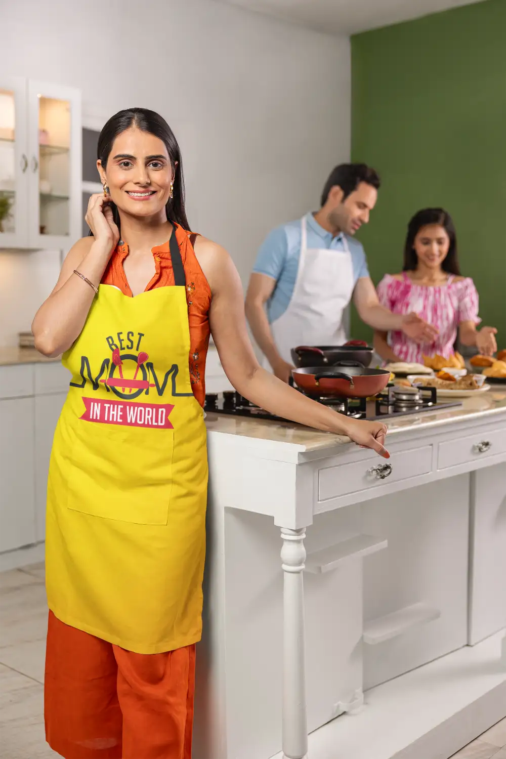 Best Mom In the World Chef Apron