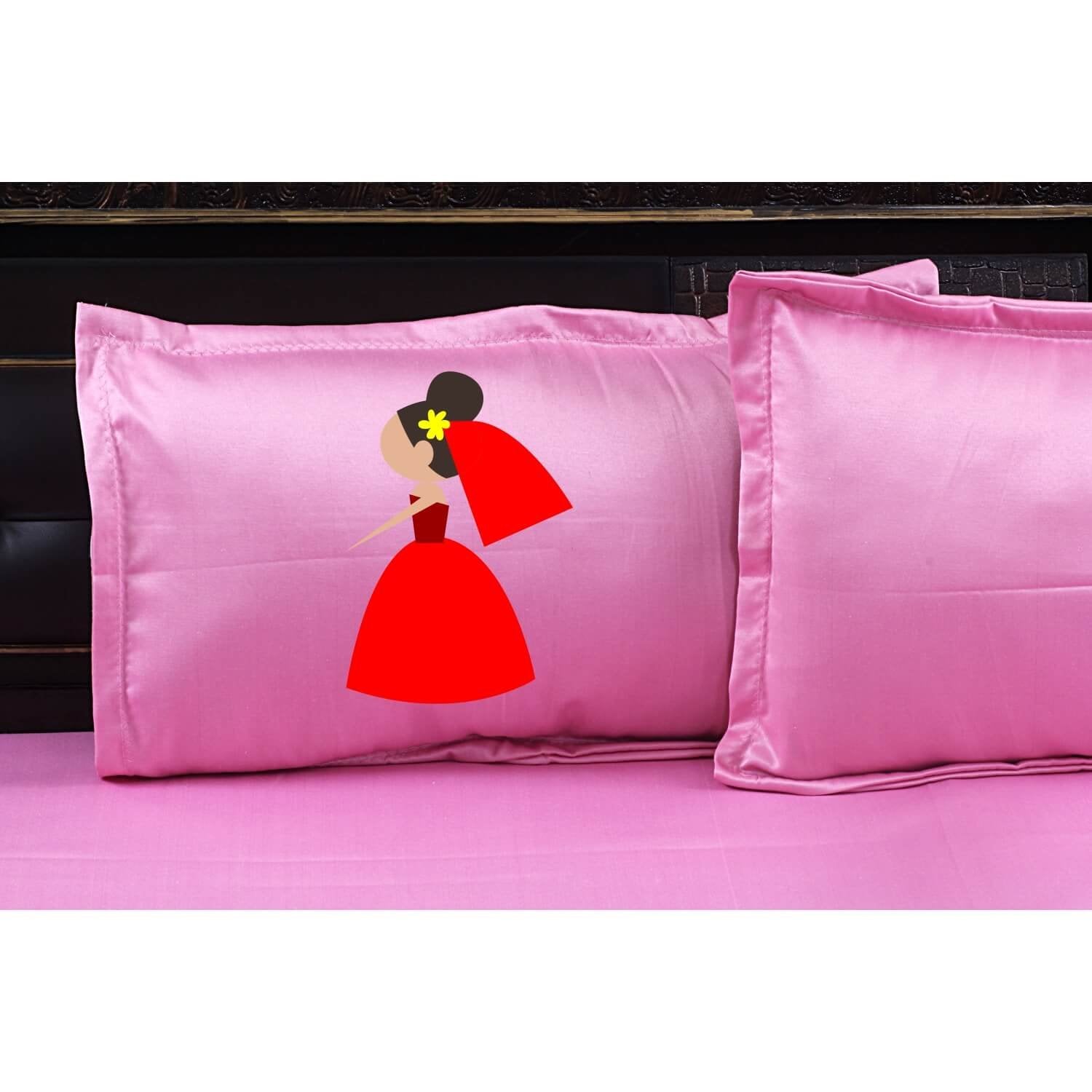 Cute-Doodle-pink-pillow-2