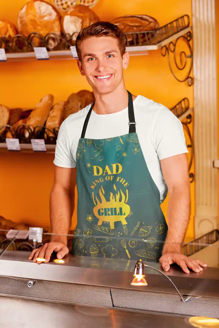Dad king of the grill apron