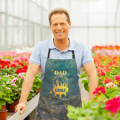 Dad king of the grill apron...