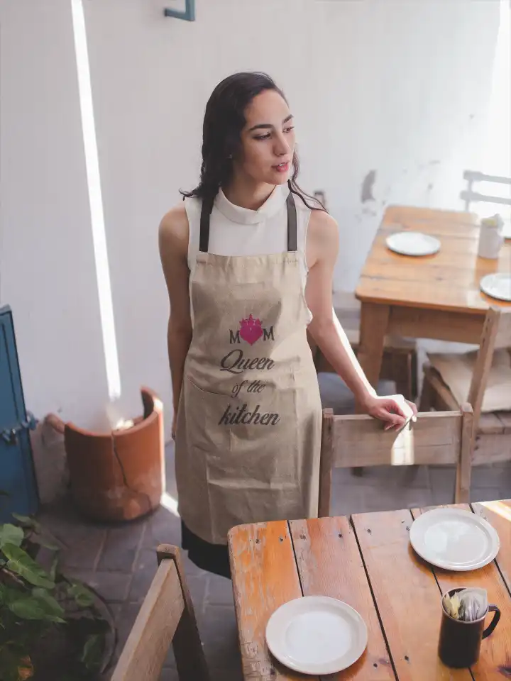 Mom Queen of The Kitchen Apron