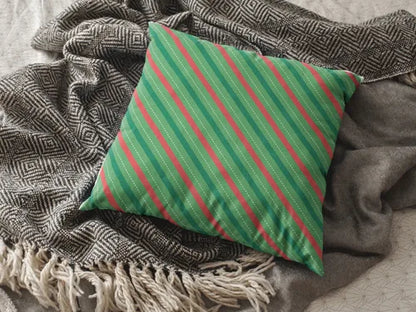 christmas-pattern-cushion