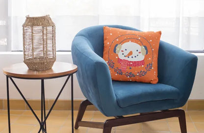 christmas-snow-man-print-cushion-theyayacafe