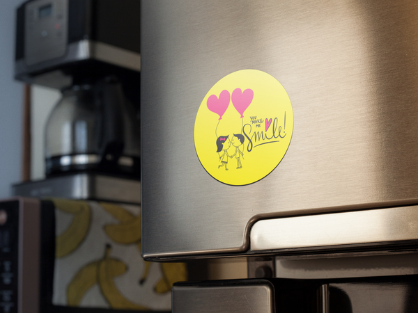 fridge-magnet-mockup-with-a-coffee-machine-and-bananas-print-in-the-back-a14789