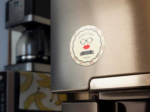 fridge-magnet-mockup-with-a-coffee-machine-and-bananas-print-in-the-back-a14789