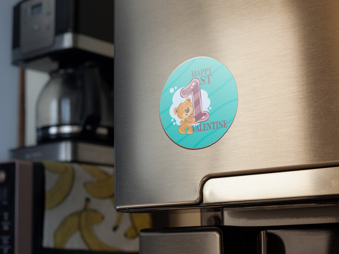 fridge-magnet-mockup-with-a-coffee-machine-and-bananas-print-in-the-back-a14789