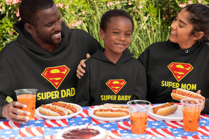 hoodie-mockup-of-a-family-enjoying-a-4th-of-july-party-33021 (1)