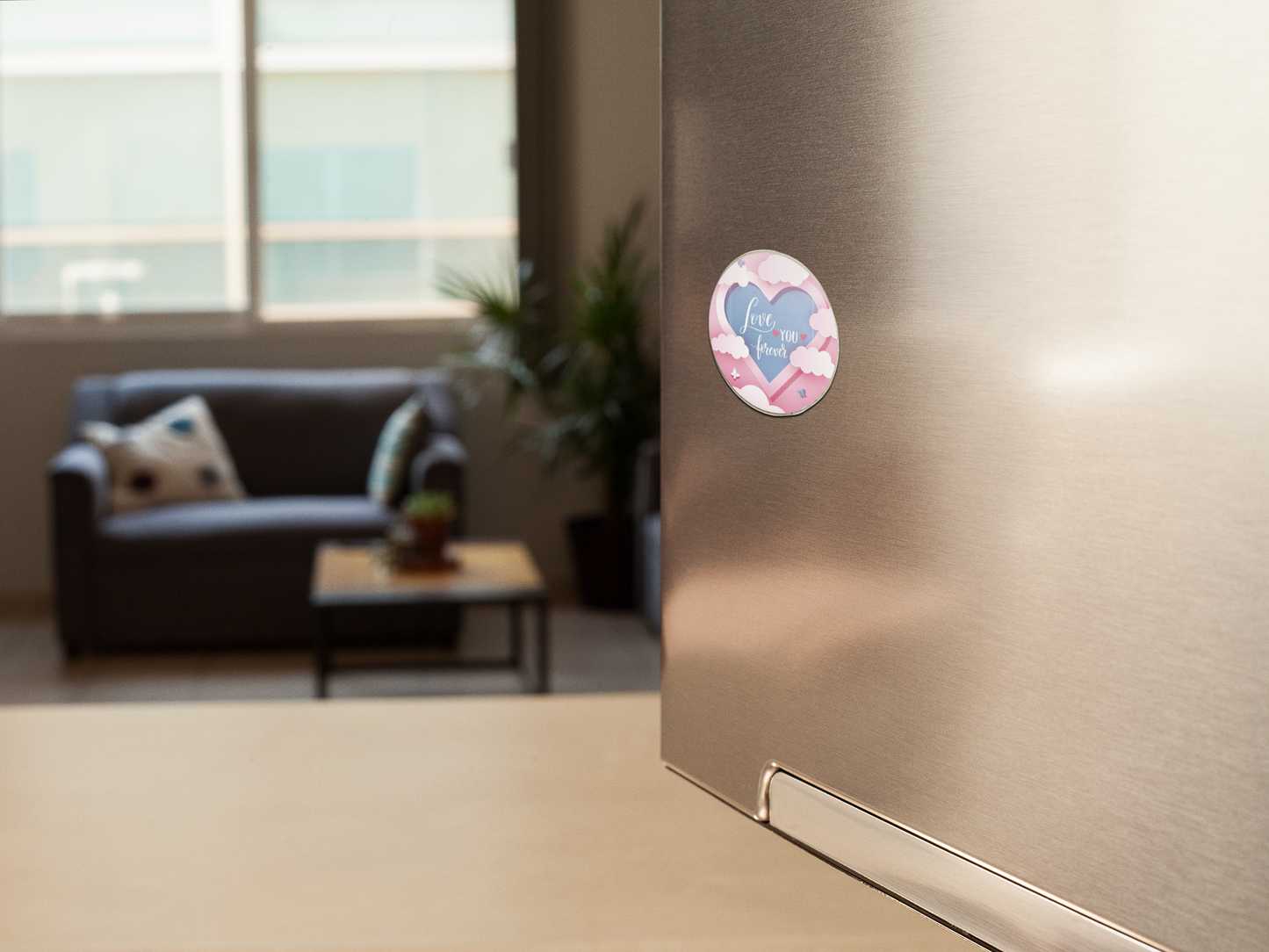 magnet-template-on-a-fridge-in-the-living-room-a14788 (1)