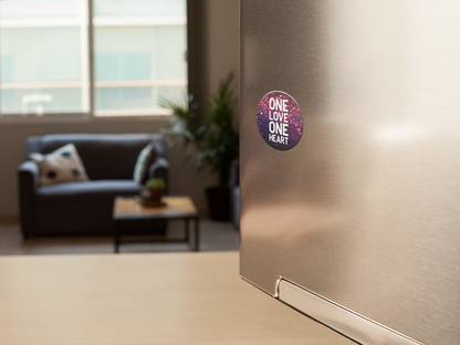 magnet-template-on-a-fridge-in-the-living-room-a14788