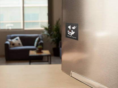 magnet-template-on-a-fridge-in-the-living-room-a14788