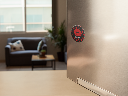 magnet-template-on-a-fridge-in-the-living-room-a14788