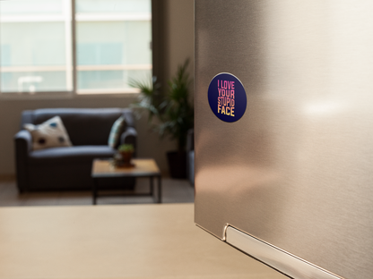 magnet-template-on-a-fridge-in-the-living-room-a14788