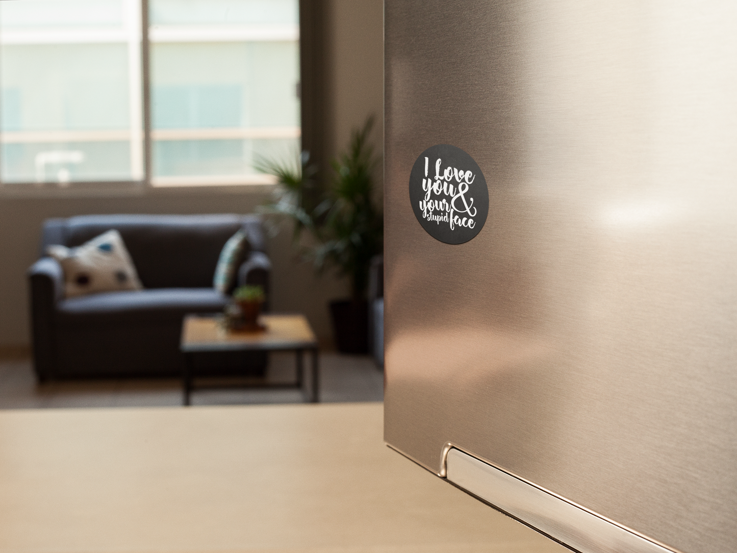 magnet-template-on-a-fridge-in-the-living-room-a14788