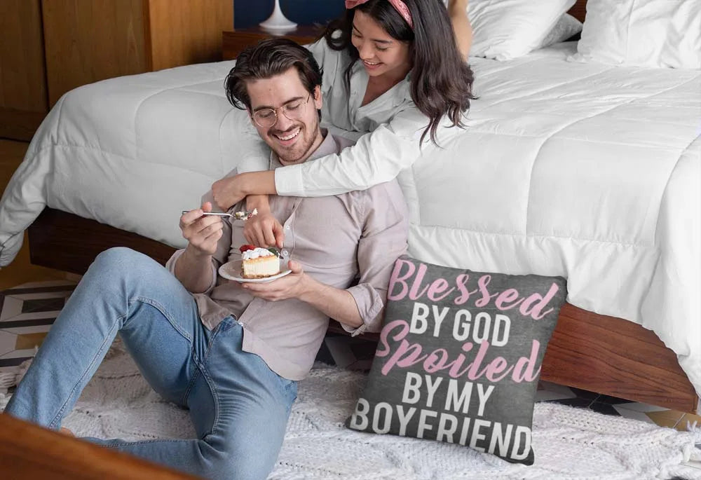 pillow-mockup-of-a-couple-eating-a-pie-in-the-bedroom-29018_9
