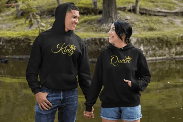 pullover-hoodie-mockup-of-a-smiling-couple-holding-hands-30536-1-1-600×400