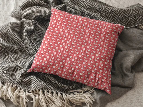 santa-pattern-cushion-theyayacafe