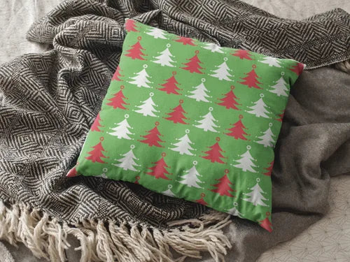 simple-christmas-tree-pattern-cushion-cover