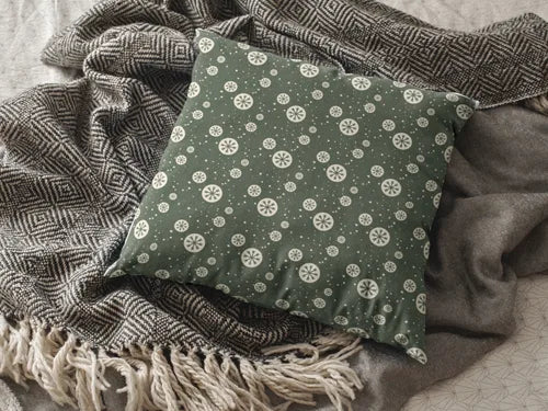 snow-flake-christmas-cushion-cover