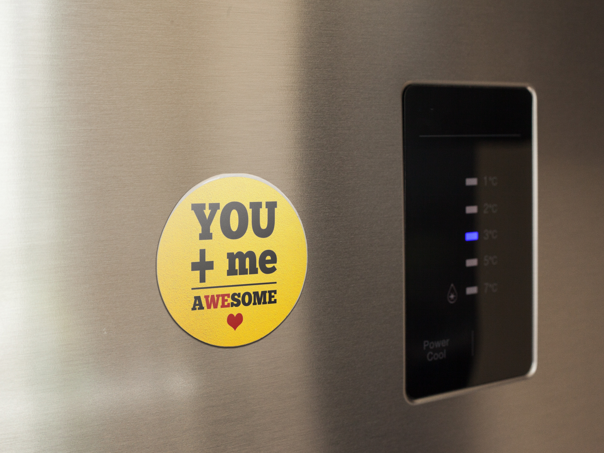template-of-a-magnet-on-a-fridge-door-a14791 (1)