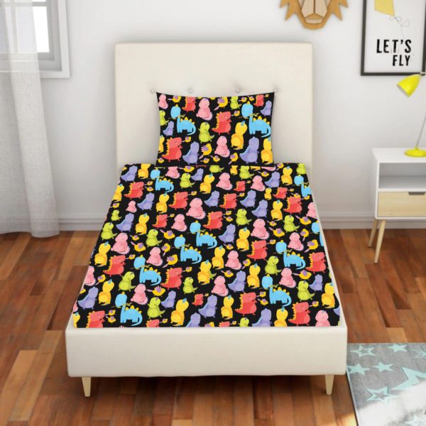 Cute Dinosaur with Unicorn Printed Velvet King Size Double Bedsheet with 2 Pillow Covers