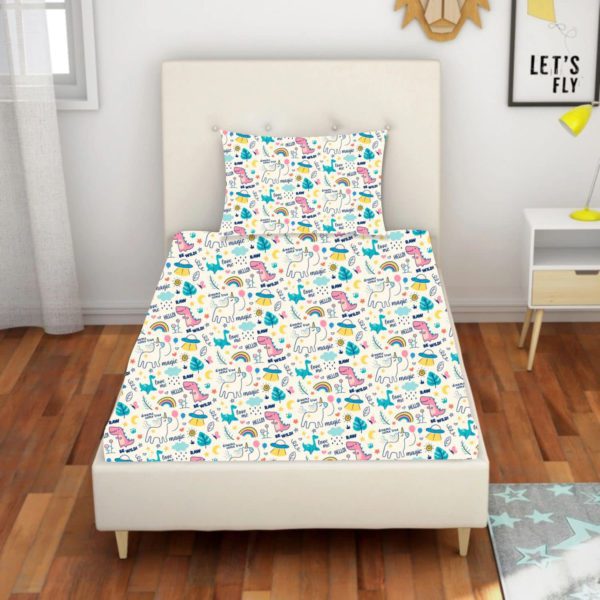 Cute Dinosaur with Unicorn Printed Velvet King Size Double Bedsheet with 2 Pillow Covers