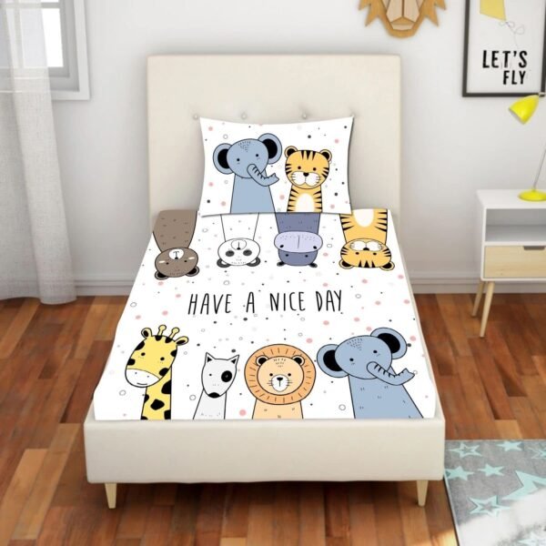 Kids bedsheet Velvet Printed Velvet King Size Double Bedsheet with 2 Pillow Covers - Cute Animals in Space