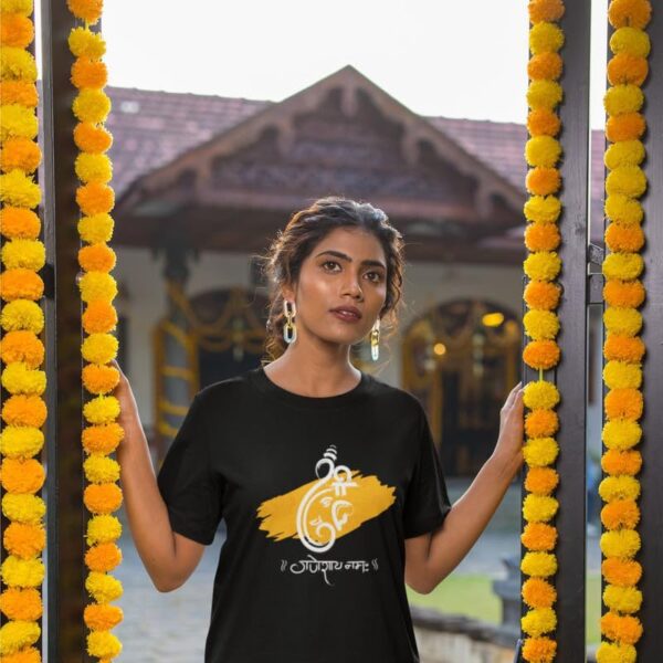 TheYaYaCafe® Ganesh Ji Printed Women's Cotton T-Shirt, Round Neck, Half Sleeve Ganesh Chaturthi T-Shirt for Women