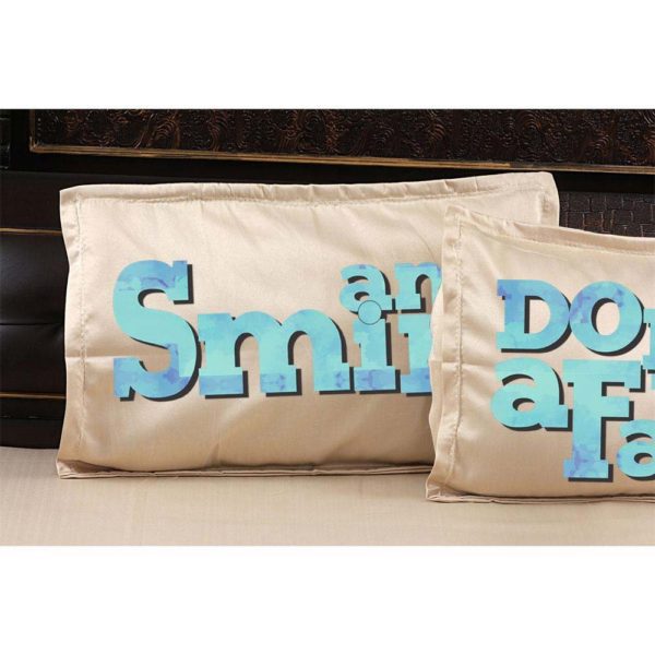 Do Me a Favor And Smile Motivational Printed Bedsheet