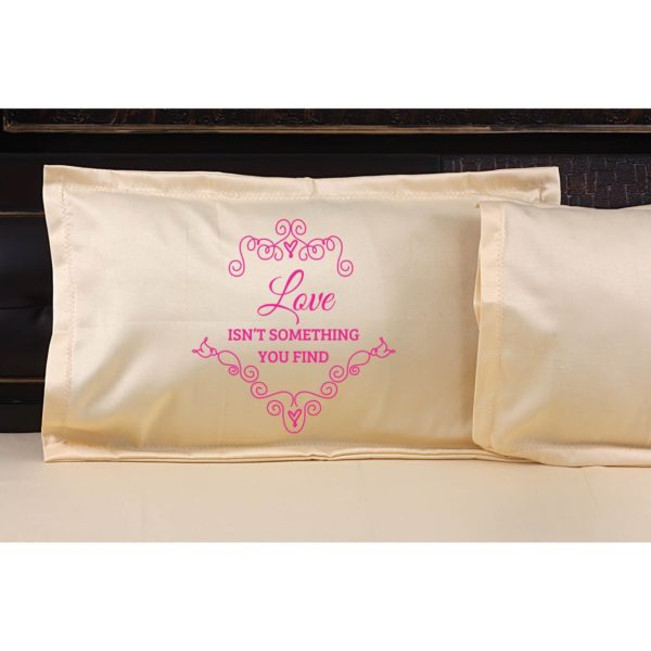 Romantic Love will find You Couple Bedsheet