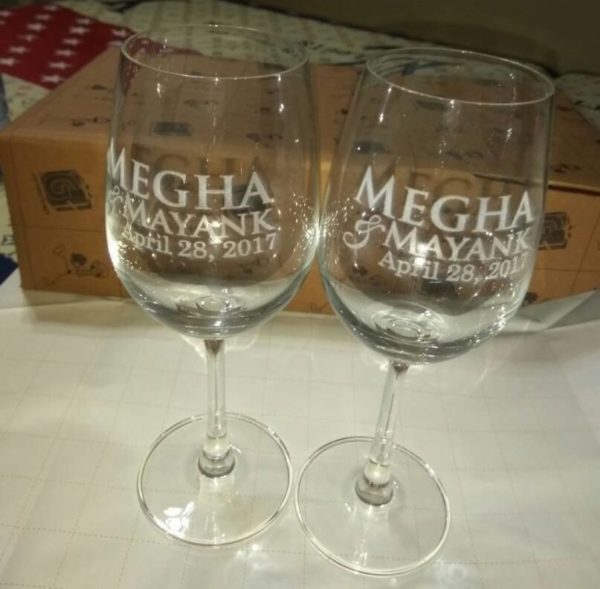 Engraved Wedding Couple Monogram Champagne Flutes Set