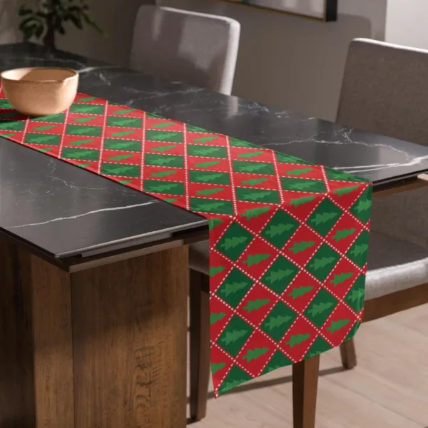 Classy Xmas Table Mats and Runner Set