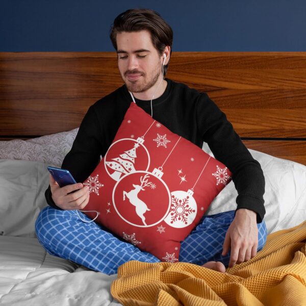 Christmas Gifts Cushion Covers House Decoration 20 x 20 inches - Snowflakes Reindeer Snowman